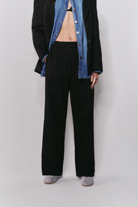 Calça Wide Leg Risca de Giz