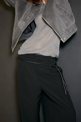 Calça Wide Leg de Cintura Baixa com Passantes Duplos